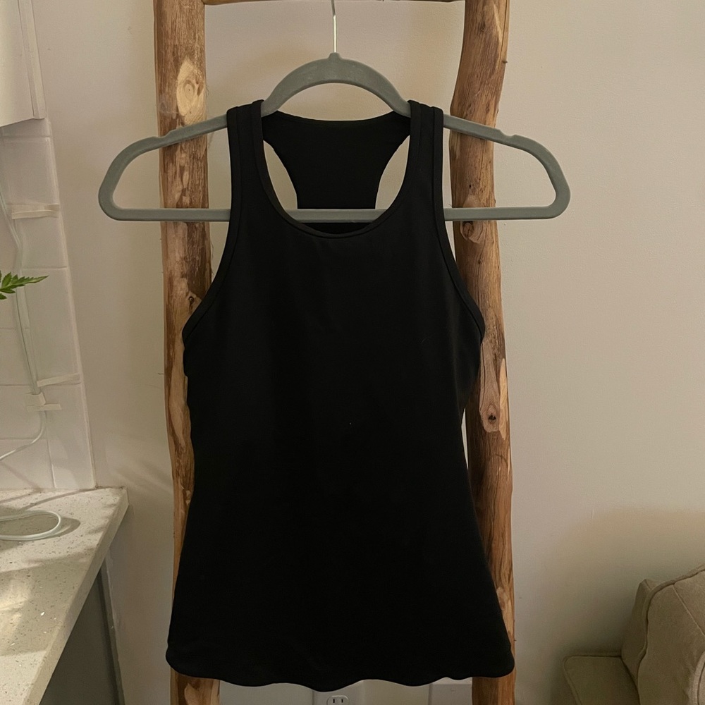 Lululemon fitted tank with built in sports bra.